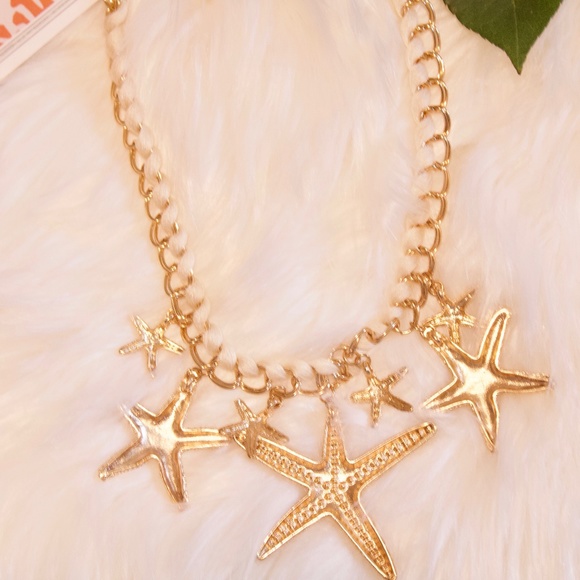 Gold StarFish Statement Necklace - Picture 3 of 3